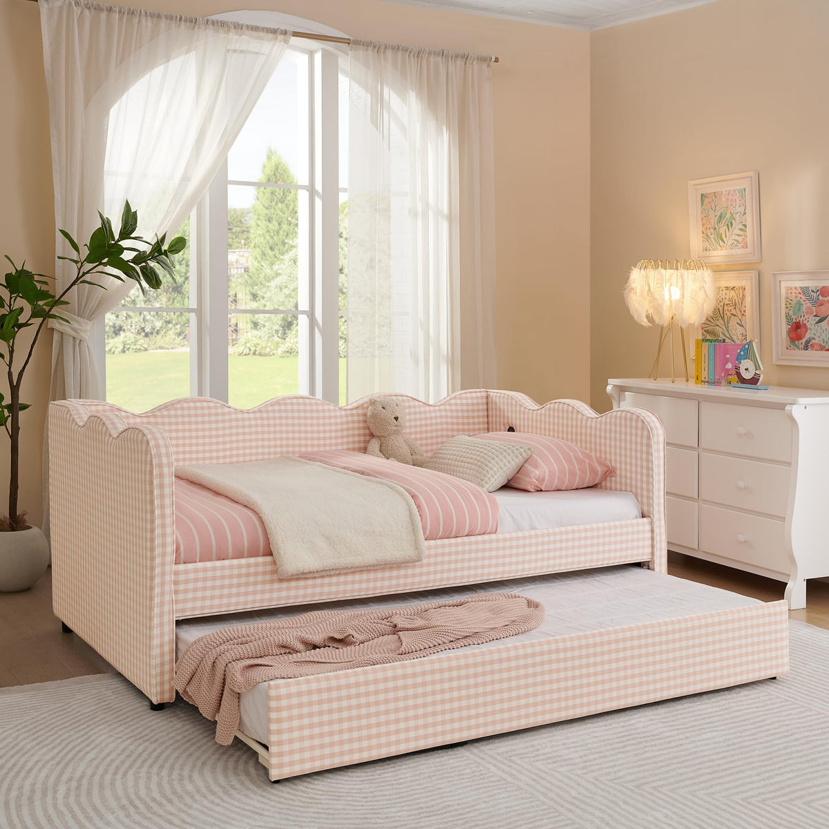 Pink Linen Upholstered Daybed K625