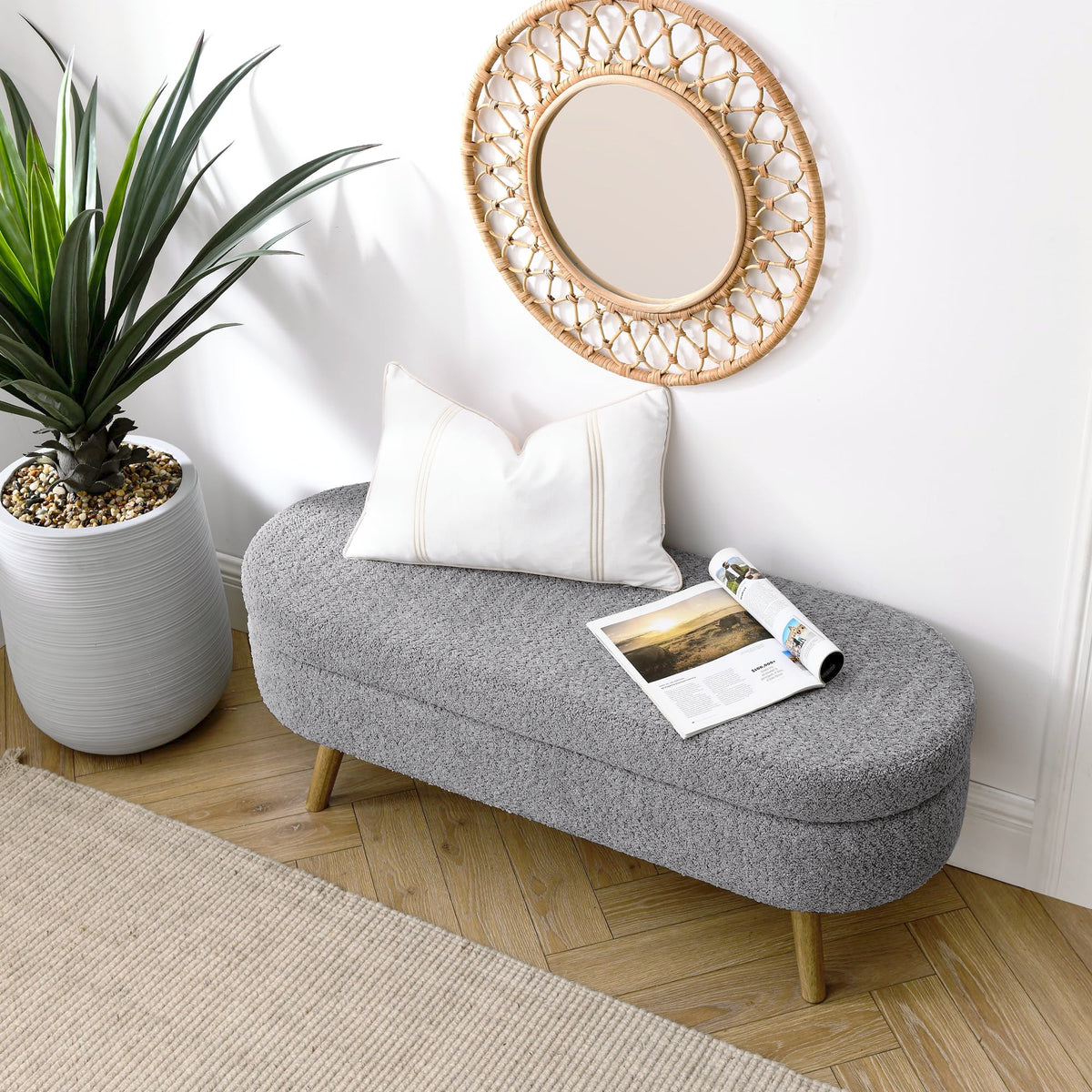 Oval Storage Bench with Rubber Wood Legs G442